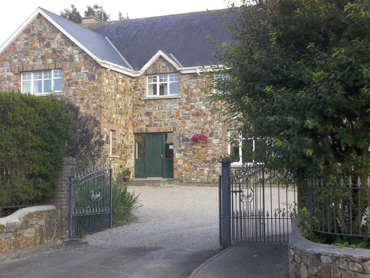 Stone Lodge Riverchapel Exterior photo